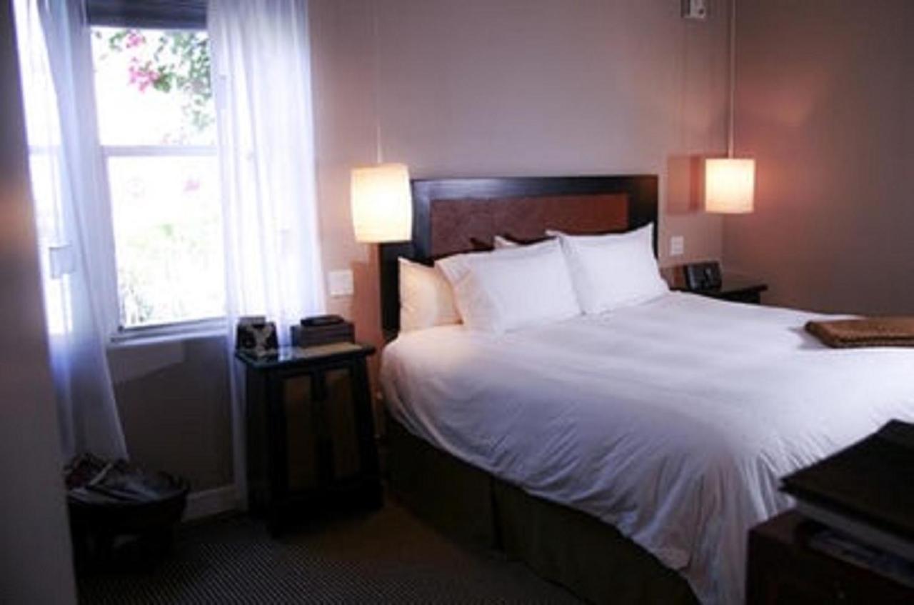 Airport Hotel Entebbe Eksteriør bilde